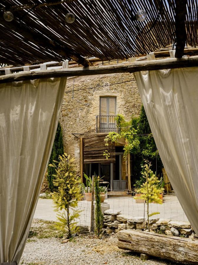 Can Tat, Loft In A Old Coach House Sant Jordi Desvalls المظهر الخارجي الصورة