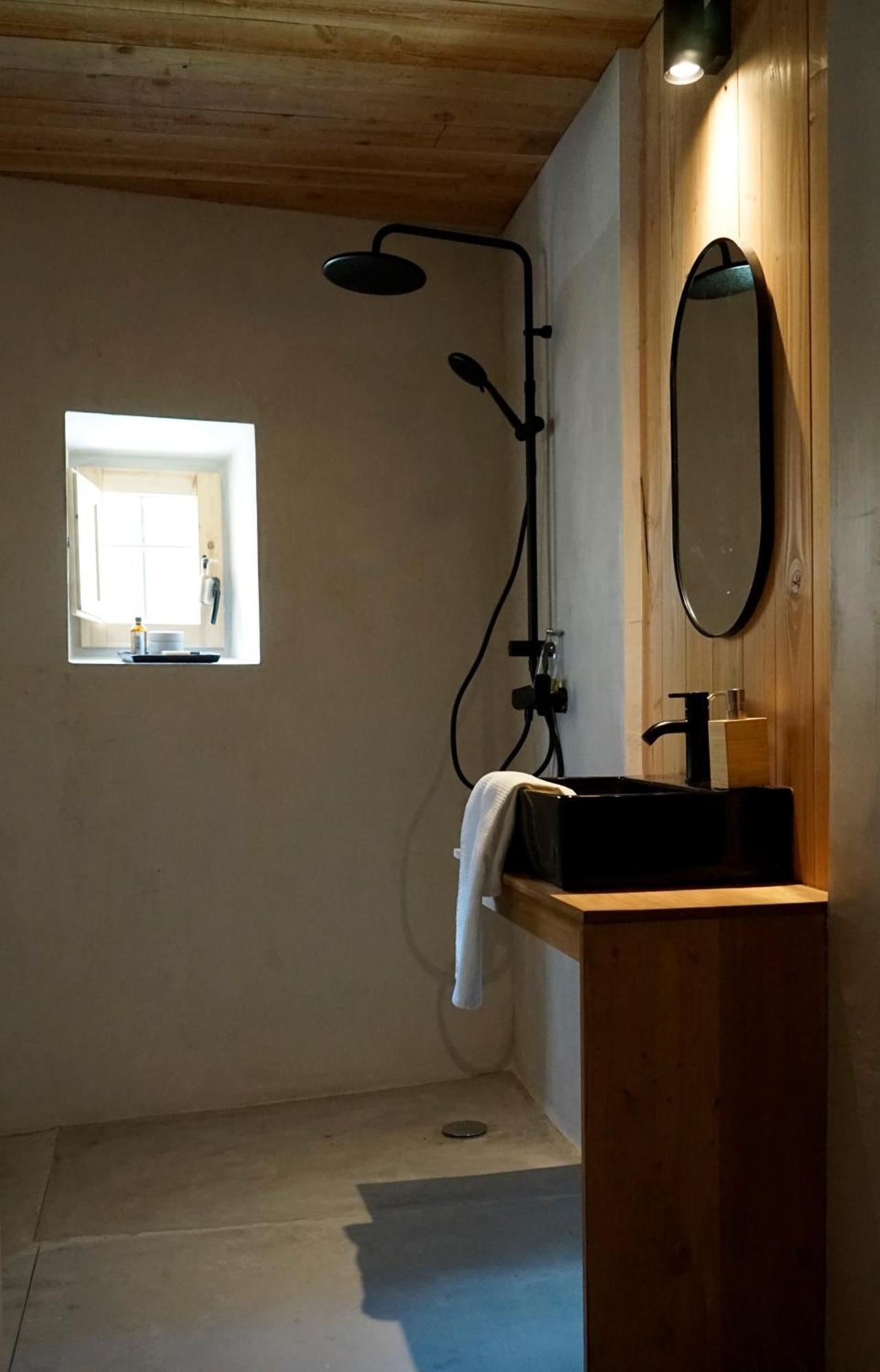 Can Tat, Loft In A Old Coach House Sant Jordi Desvalls المظهر الخارجي الصورة